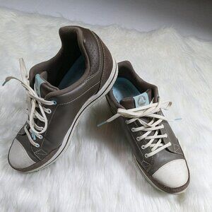 Women's Rare Crocs Shoes Size 10.5 Brown Grayish Color